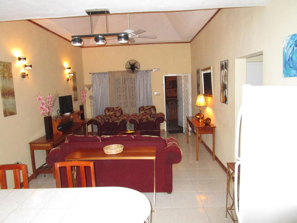 The Residence Portmore Apartments Dış mekan fotoğraf