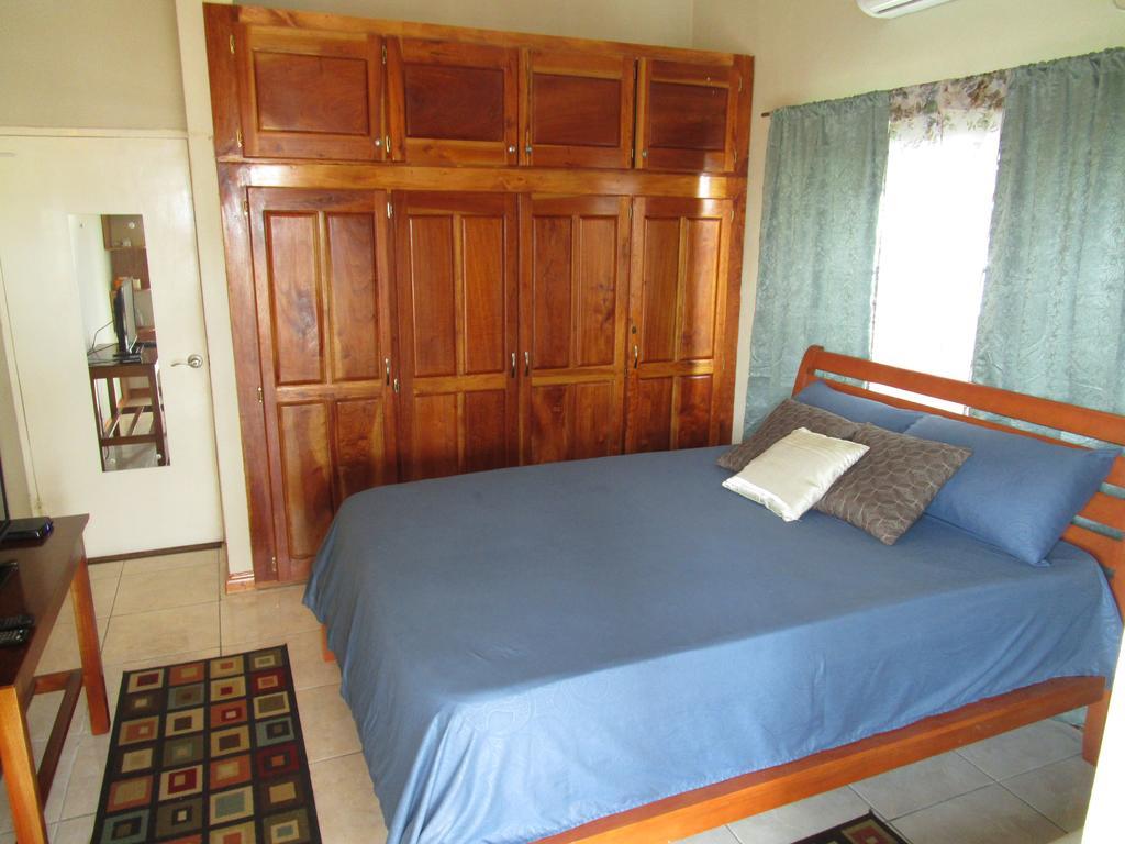 The Residence Portmore Apartments Dış mekan fotoğraf